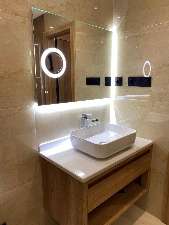Apartment Friends Besenova - Free Swinning Pool المظهر الخارجي الصورة
