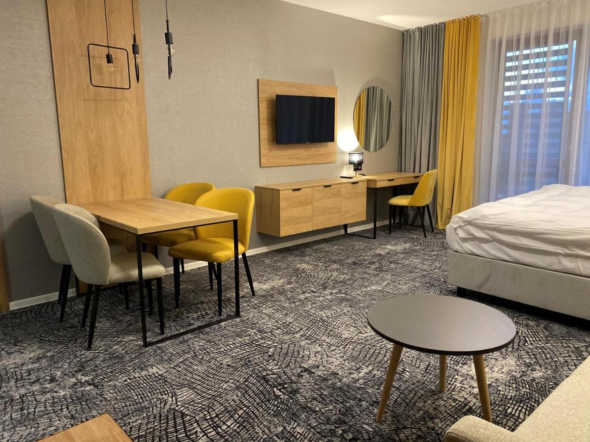 Apartment Friends Besenova - Free Swinning Pool المظهر الخارجي الصورة